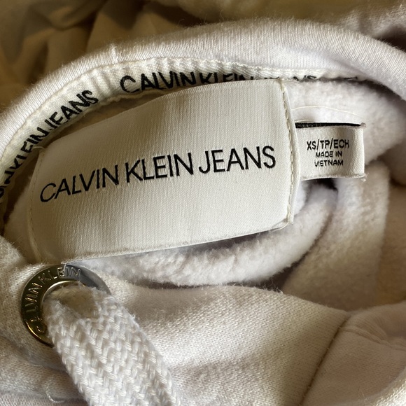 Calvin Klein hoodie - Picture 2 of 4